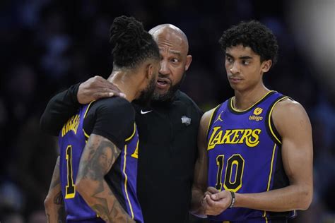 lakers pinayflix|Lakers look to keep momentum going into last five games .